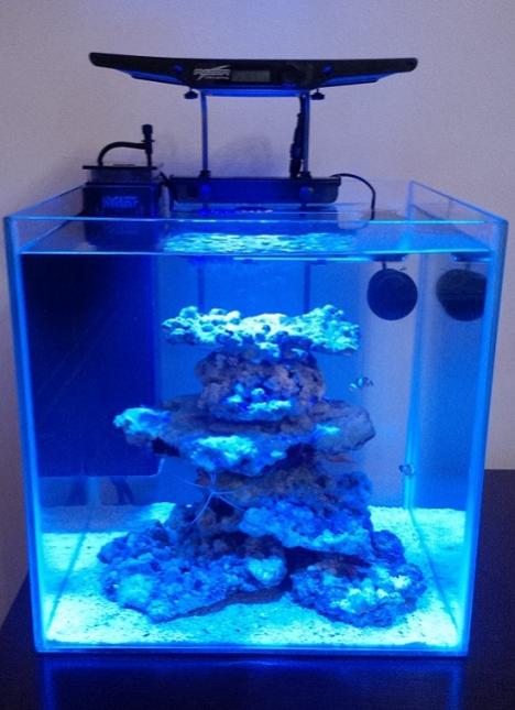 30.09.2013 
RAZOR NANO PLAFONIERA A LED 60W 16000K MAXSPECT